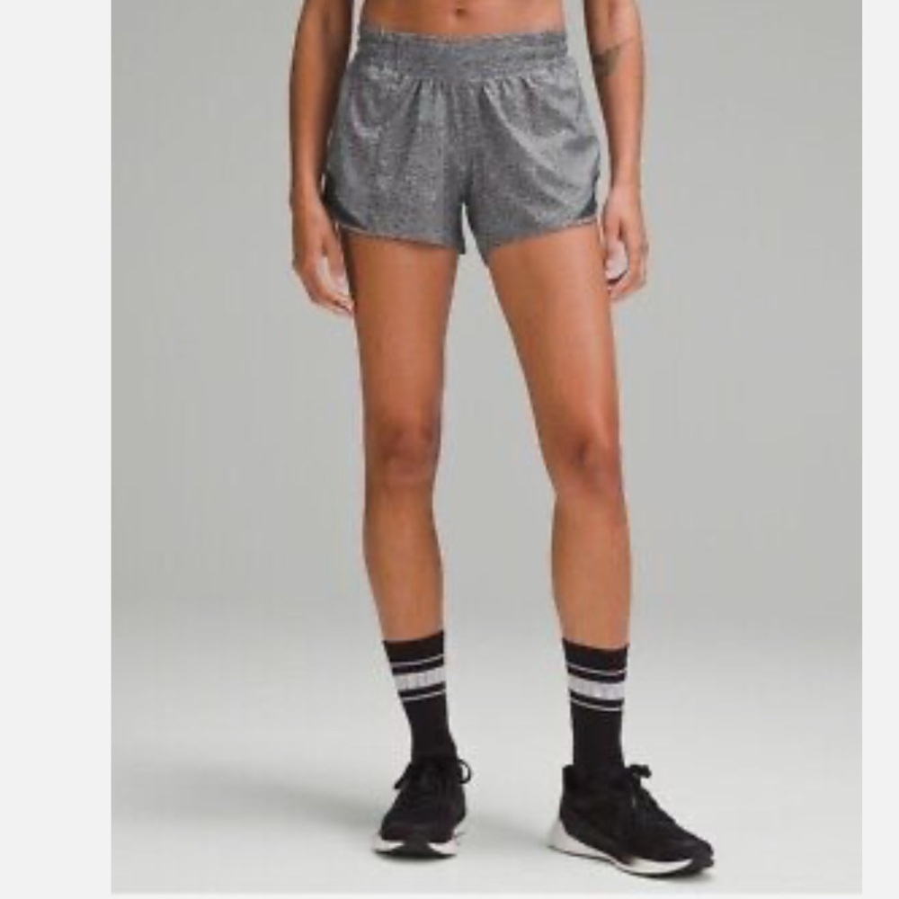 Lululemon Hotty Hot Lined Short *Low-Rise 2.5" Size 8 Heather Lux Multi Black